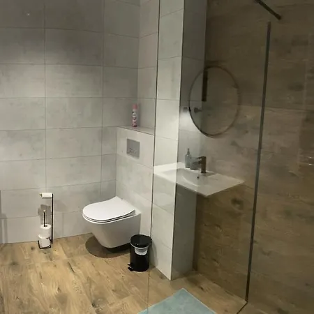 Z Widokiem - Z Widokiem Na Gory I Zewnetrzna Balia