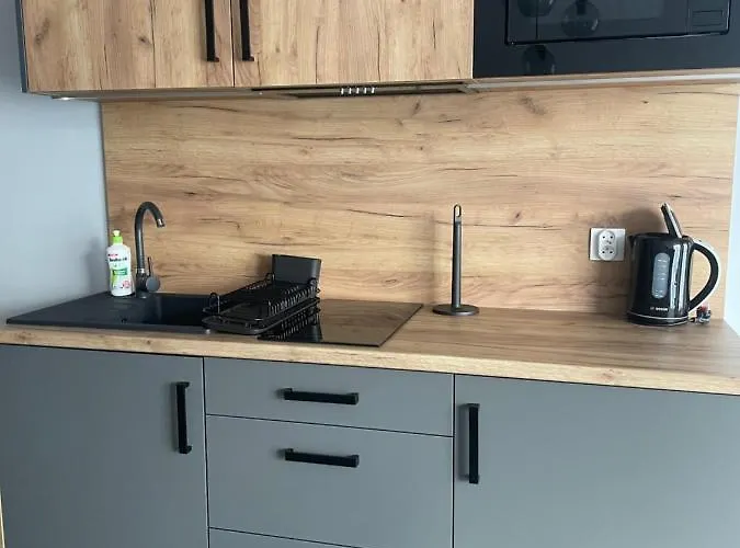 Z Widokiem - Z Widokiem Na Gory I Zewnetrzna Balia